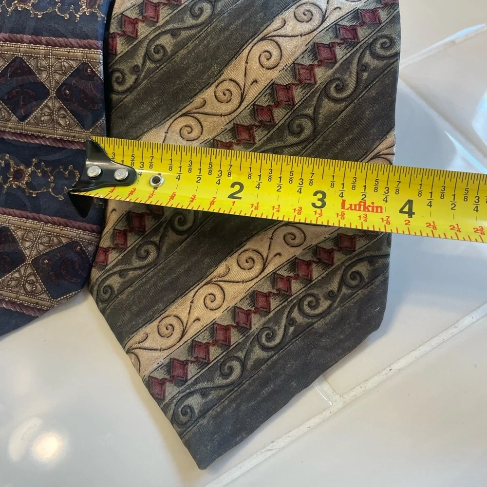 Barrington 100% Silk Vintage Tie Set‎
